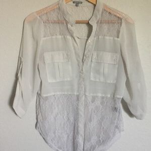 White blouse with lace